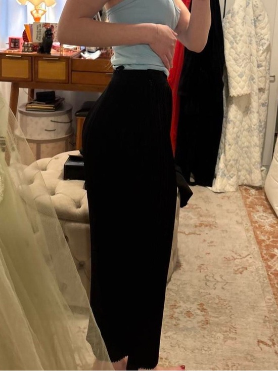 Iconic Vintage Thierry Mugler skirt - Picture 4 of 7